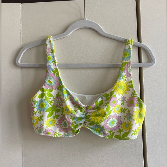 Frankies Bikinis Dexter Bikini Top in Secret Garden, Size M - Picture 2 of 7